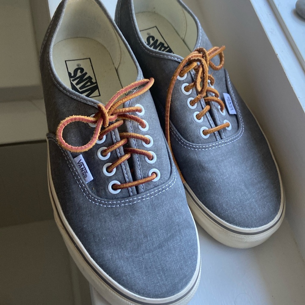 Vans Off The Wall gray Lace Up  Sneakers Men Size 9 Women 10.5 NEW NEVER WORN
